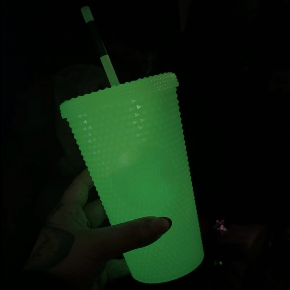 NWT Starbucks Glow in the Dark Grande Tumbler Halloween 2022 Limited